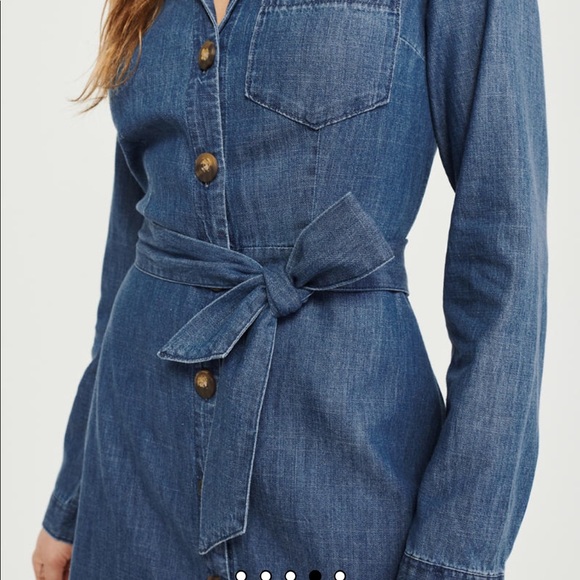 Abercrombie and Fitch denim dress - Picture 3 of 4